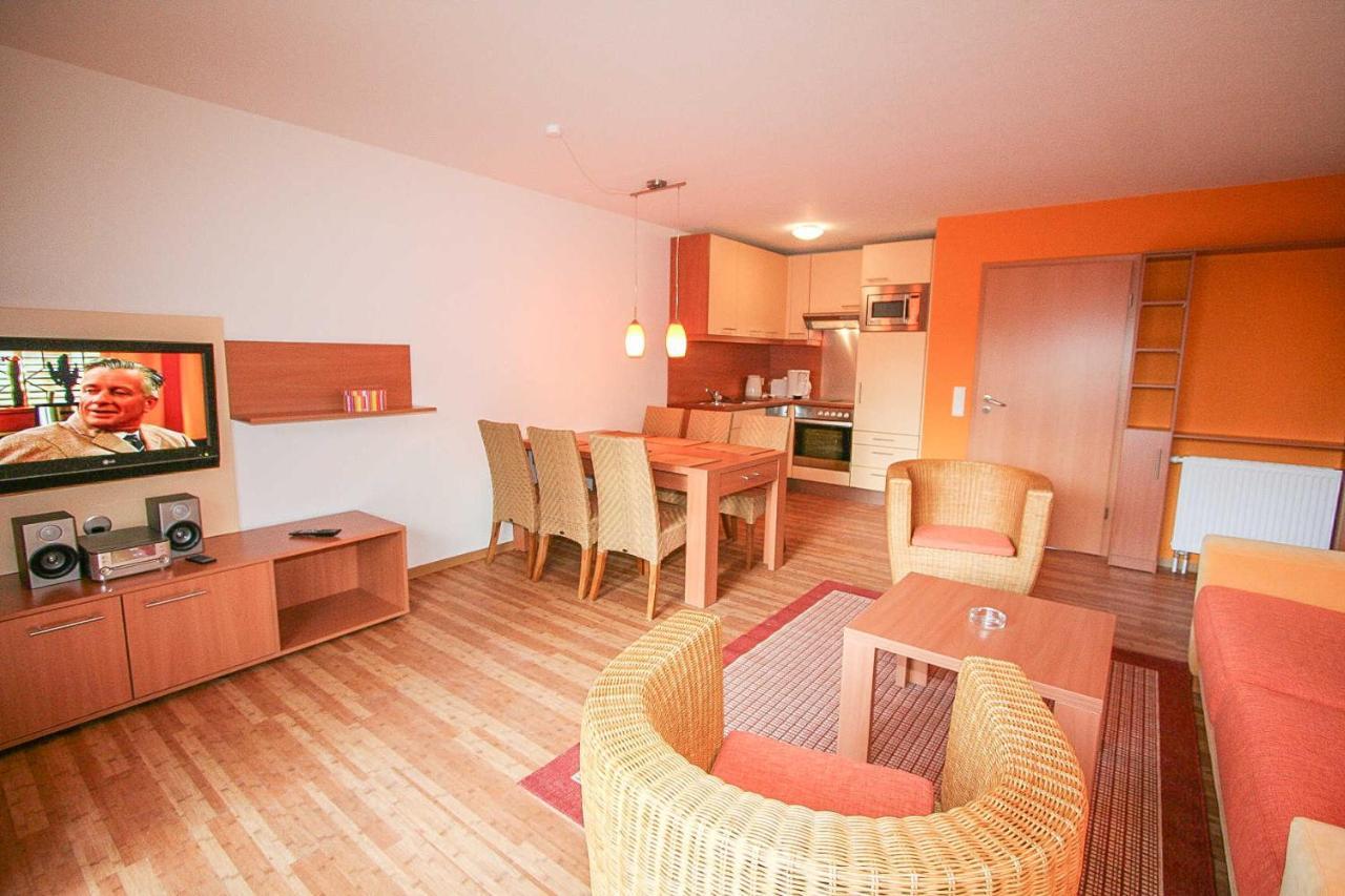Seepark Burhave_ Hotel บุทยาดิงเงน ภายนอก รูปภาพ
